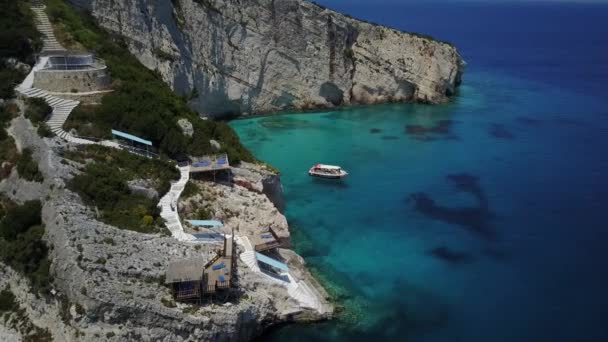 Zdjęcia Lotnicze Linii Brzegowej Pobliżu Niebieskich Jaskiń Zakynthos Greece — Wideo stockowe