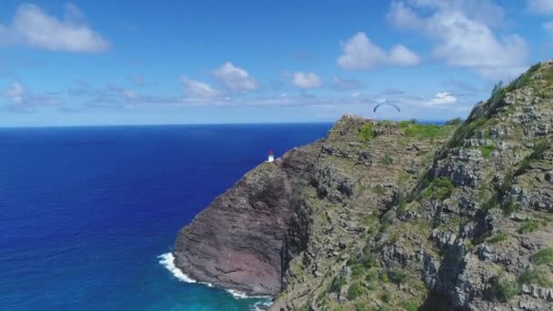 Antena Farol Ponto Makapuu Pára Quedista Oahu Hawaii — Vídeo de Stock