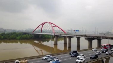 Seogang Köprüsü ve bamseom Adası Seul Güney Kore antresi.