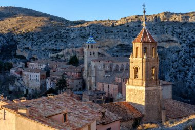 Albarakin, Teruel. Duvarlı ortaçağ şehri