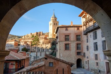 Albarakin, Teruel. Duvarlı ortaçağ şehri