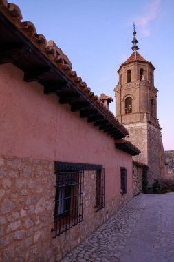 Albarakin, Teruel. Duvarlı ortaçağ şehri