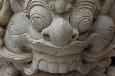Ubud 'daki bir tapınağın mimarisi.