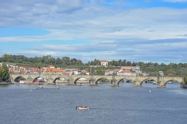 Şehir Manzarası Prag Carlo Köprüsü — Stok fotoğraf