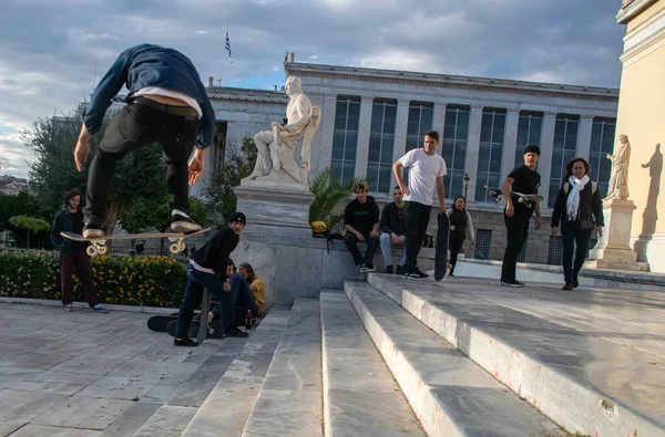 Foto Calle Hombre Patinaje — Foto de Stock