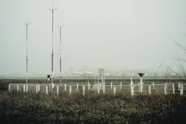 Meteoroloji istasyonunda hava tahmini
