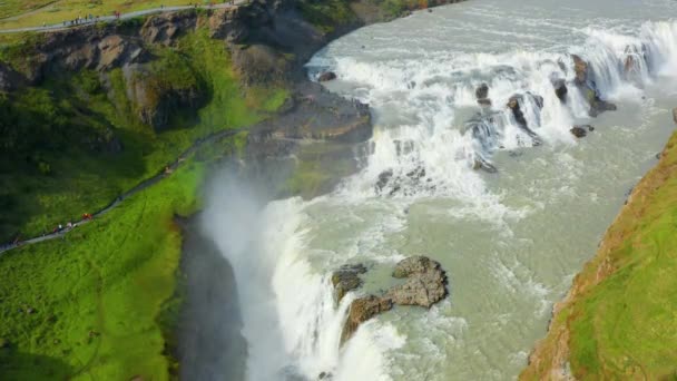 Látványos Emlékmű Gullfoss Vízesés Izlandon — Stock videók