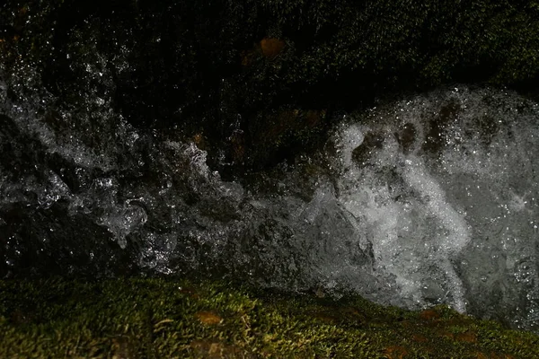 Wasserfall Kaskade Den Alpen Sonnenlicht Kurzzeitbelichtung — Stockfoto