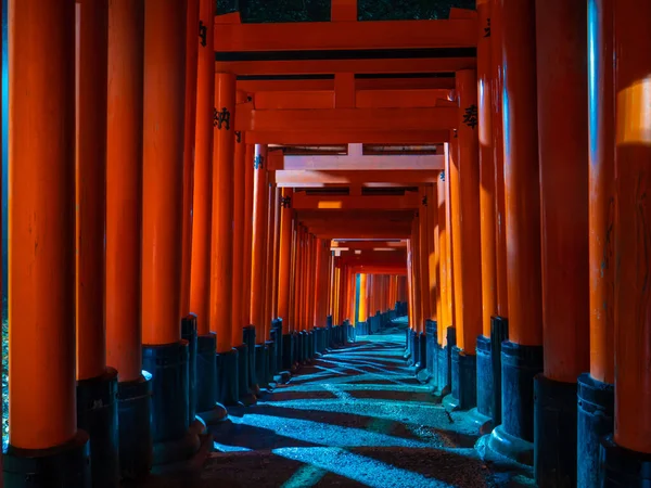 Beroemde Rode Torii Poorten Weg Van Fushimi Inari Taisha Nacht — Stockfoto