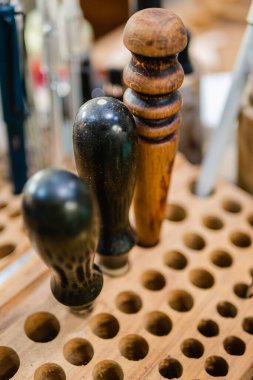 Temel deri alet seti, çene aleti, deri zımba, mektup plakası..