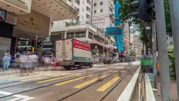 Timelapse Της Κυκλοφορίας Του Τραμ Τρόπο Και Άτομα Wan Chai — Αρχείο Βίντεο