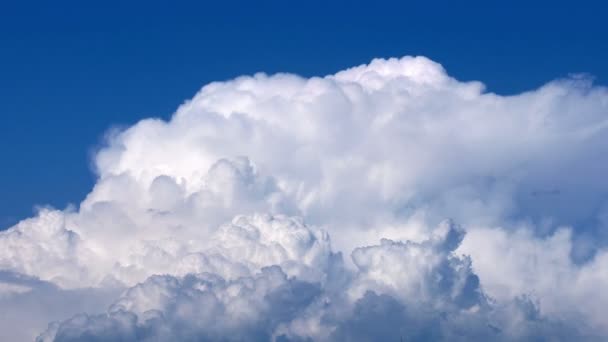 Nuages Doux Sur Ciel — Video