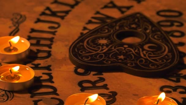 Bruxa Ofício Ouija Jogo Espírito Tabuleiro — Vídeo de Stock