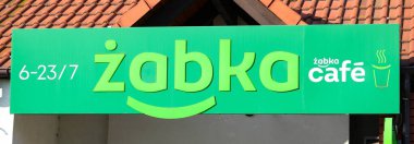 Czestochowa, Polonya - 17 Mart 2020: Zabka 'nın iç görünümü - şarküteri ve süpermarket zincir mağazaları şirketi