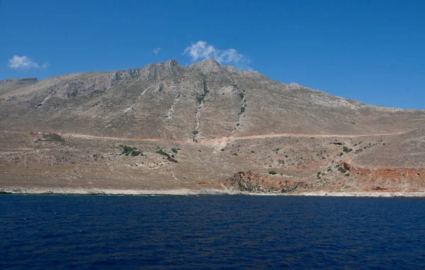 Wycieczka Statkiem Wyspę Balos Grecji Kreta Błękitne Morze Skały Morzu — Zdjęcie stockowe