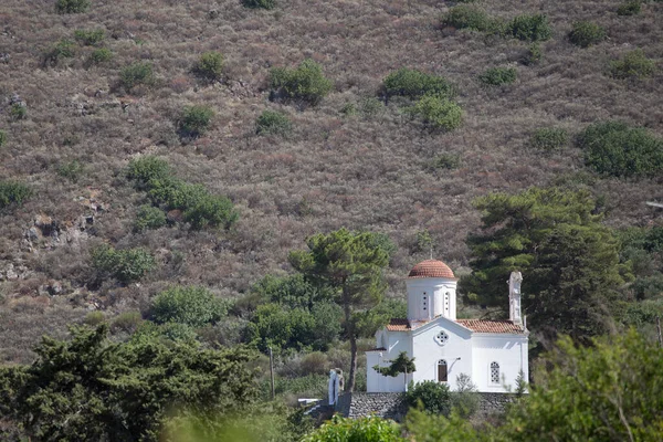 ギリシャクレタ島チャニアタウン周辺の白山脈 レフカ オーリ の礼拝堂 — ストック写真