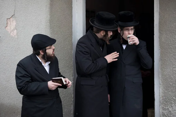 Lelow Poland February 2017 Hassidic Orthodox Jews Celebrating Hasidic Holiday Стокове Зображення