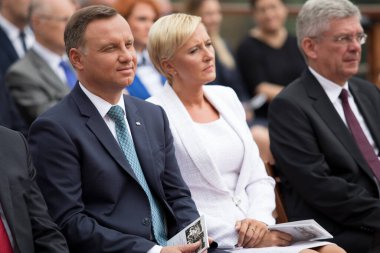 Czestochowa, Polonya - 26 Ağustos 2017: Polonya Cumhurbaşkanı Andrzej Duda ile Agata Kornhauser-Duda, Jasna Gora Manastırı 'ndaki Meryem Ana' nın 300. yıl dönümü taç giyme törenini kutluyorlar.