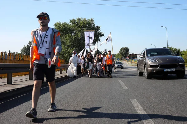 Czestochowa Poland August 2019 Pilgrims Coming Monastery Jasna Gora Luminous — Stock Photo, Image