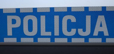 Czestochowa, Polonya - 15 Ağustos 2019: Polonya polis arabası sokağa park edildi