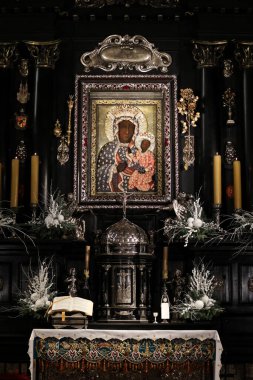 Czestochowa, Polonya - 21 Ocak 2020: Jasna Gora Manastırı: Czestochowa 'nın Siyahi Madonna' sının Muhteşem Görüntüsü (Czestochowa Hanımımız))