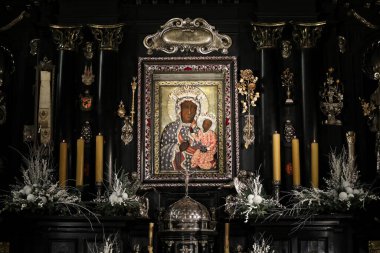 Czestochowa, Polonya - 21 Ocak 2020: Jasna Gora Manastırı: Czestochowa 'nın Siyahi Madonna' sının Muhteşem Görüntüsü (Czestochowa Hanımımız))
