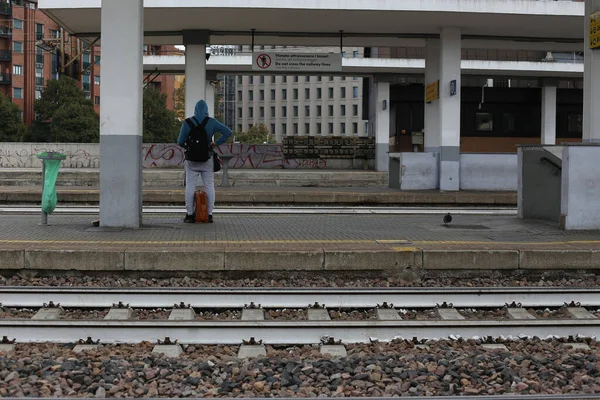 Milán Italia Lombardía Septiembre 2019 Estación Tren Vacía Plataforma Vacía — Foto de Stock