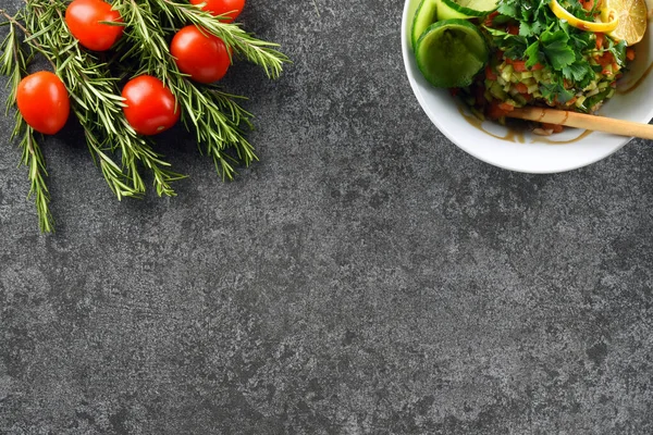 Verduras Ensalada Sobre Fondo Piedra Gris Para Plato Alimentos — Foto de Stock