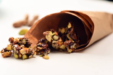 fıstıklı croquant tatlı / fistikli krokan