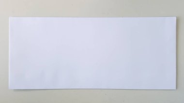 Beyaz Yatay Harf Posta Zarfı