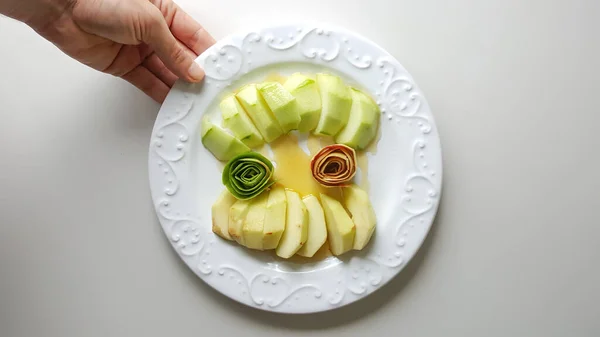 Υγιή Apple Φρούτα Πρωινό Πιάτο Στο Τραπέζι — Φωτογραφία Αρχείου