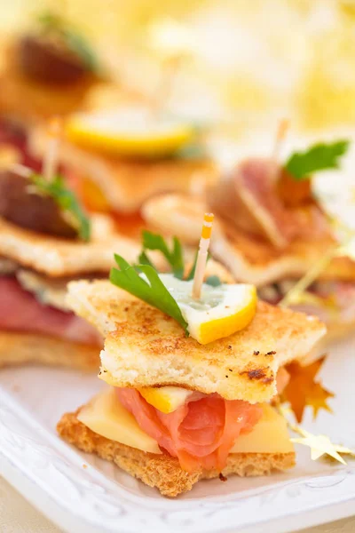 Tostadas en forma de estrella  . —  Fotos de Stock