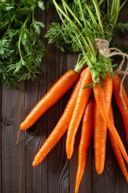 Olgun havuç yığını.