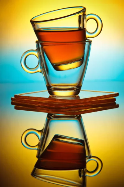 Genomskinligt glas koppar. — Stockfoto