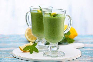 Nane ile ıspanak güler yüzlü.