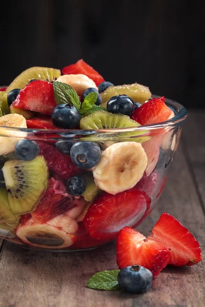 Gesunder Obstsalat. — Stockfoto