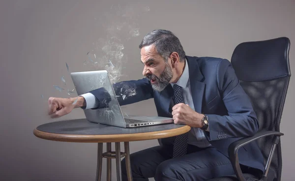 Bu kadar yeter bu aptal teknoloji