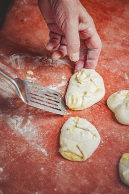 Hamur, haddeleme büyükbaba yemek yapma
