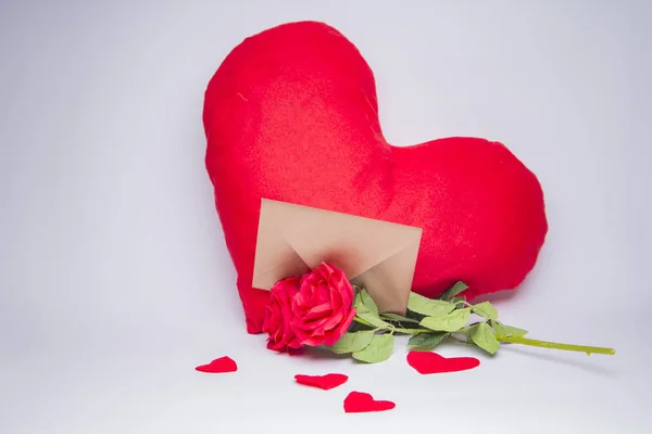 Láska Dopisní obálka, valentine koncepce — Stock fotografie