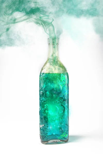 Grön magi guider potion — Stockfoto