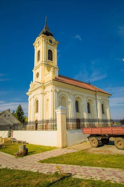 Igreja ortodoxa sérvia do Santo Padre Nicolau — Fotografia de Stock