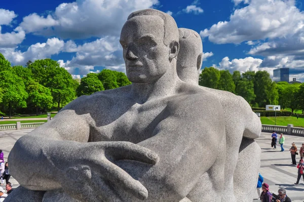 Statues célèbres de Vigeland, ou Frogner, parc à Oslo — Photo