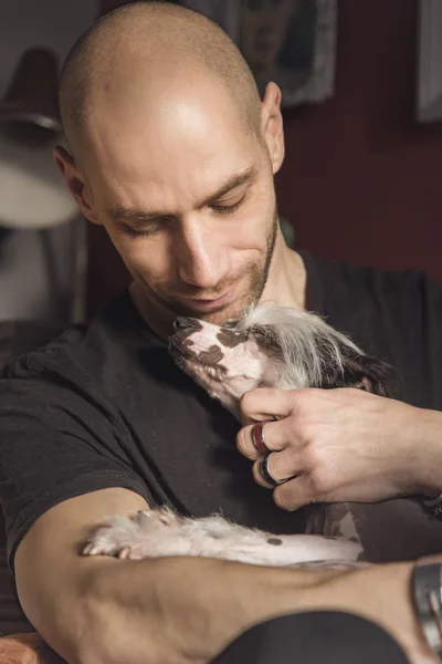 Love between a man and his dog — Stock Photo, Image