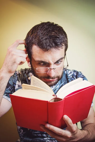 Bad eyesight for a young man — Stock Photo, Image