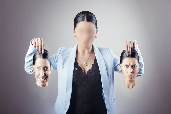 Geschäftsfrau mit Identitätsstörung — Stockfoto
