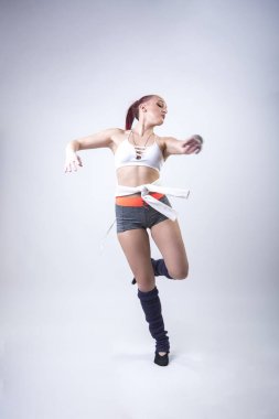 Genç modern balerin