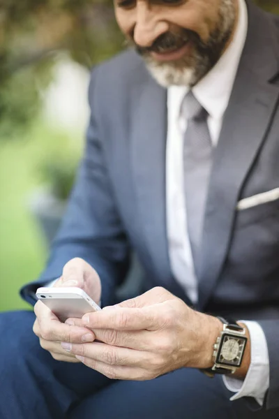 Mensaje de negocios, día soleado al aire libre — Foto de Stock