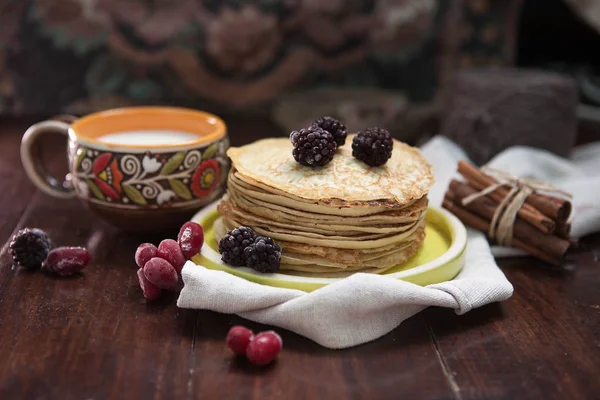 Pancakes Frozen Berries Pile Green Plate Cup Milk Dark Wooden — Stock Photo, Image