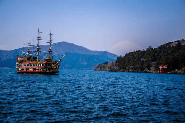 Forntida Traditionell Japansk Båt Sjön Ashi Håkon Och Utsikt Över — Stockfoto