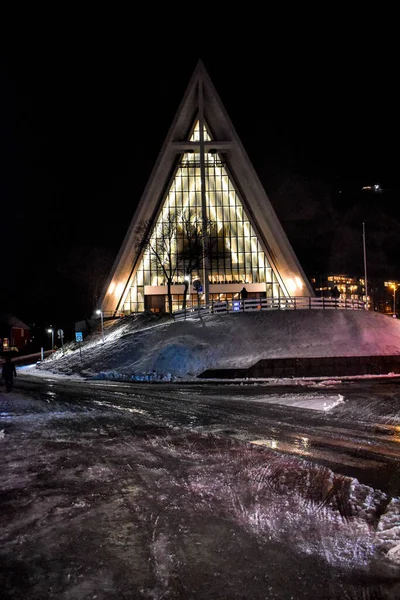 Norveç, Tromso 'daki ikonik arktik katedrali